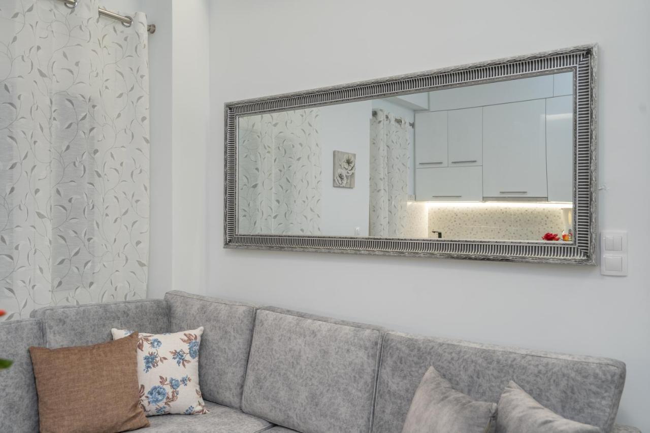 Comfy Apt Next To Metro Афіни Екстер'єр фото