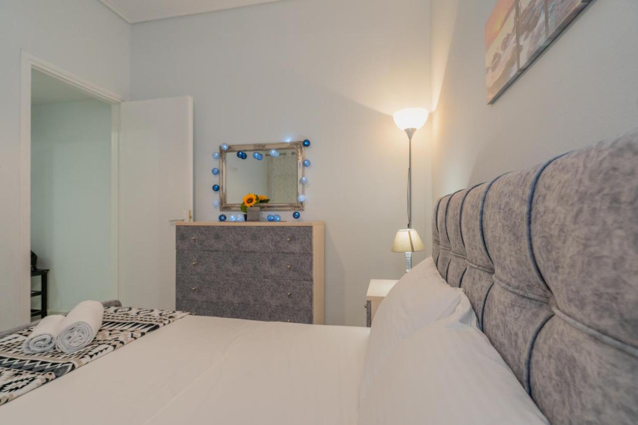Comfy Apt Next To Metro Афіни Екстер'єр фото